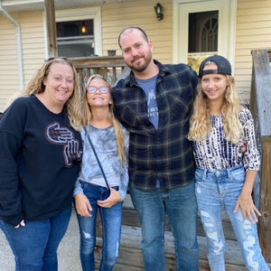 Meet your Posher, Hailey